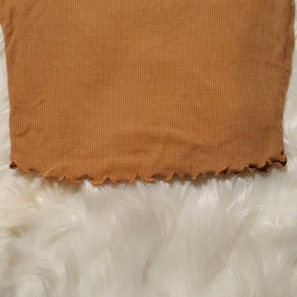 Burnt yellow crop top - Picture 3 of 3